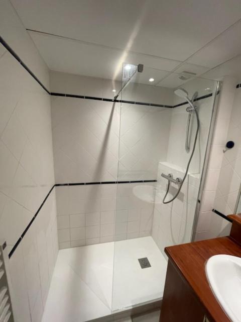 Appartement Les Pieds Dans L'Eau Batz-sur-Mer Exterior photo